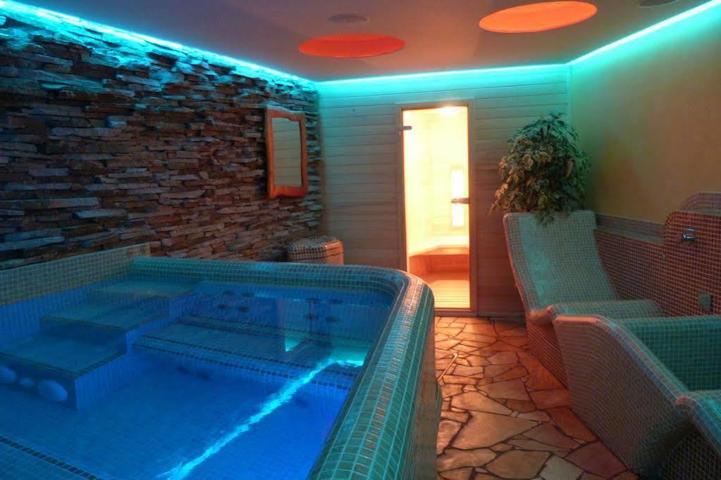 Maison d'hôtes Mahleruv Na Hradbach 3*